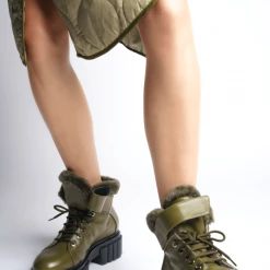 AKAADA Takara Olive Winter Ankle Boots