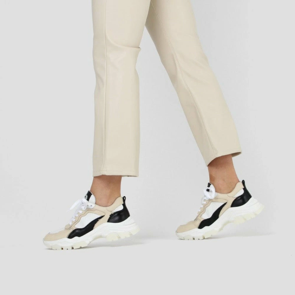 BRONX Tayke Over White Black Camel Chunky Sneakers 7 BRONX Tayke Over White Black Camel Chunky Sneakers