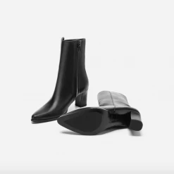 FLATTERED Teddy Nappa Black Boots