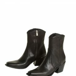 BUKELA SHOES Tessa Buffalo Black