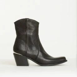 BUKELA SHOES Tessa Buffalo Black