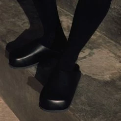 YUME YUME Truck Slide Black SHOES