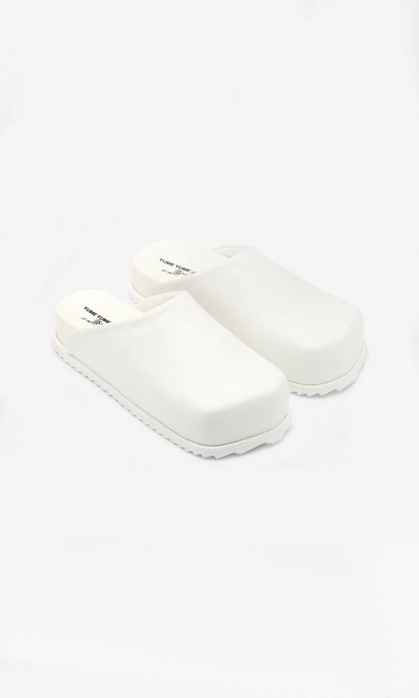 YUME YUME Truck Slide White SHOES 6 YUME YUME Truck Slide White SHOES