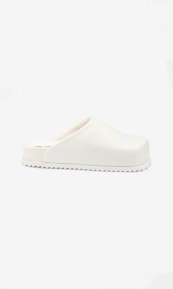 YUME YUME Truck Slide White SHOES 9 YUME YUME Truck Slide White SHOES