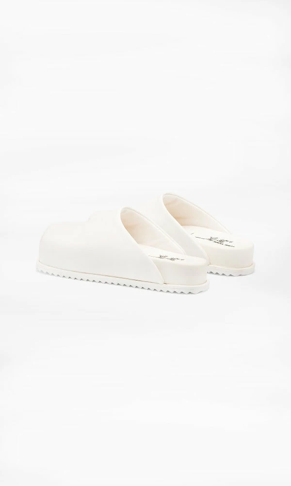 YUME YUME Truck Slide White SHOES 8 YUME YUME Truck Slide White SHOES
