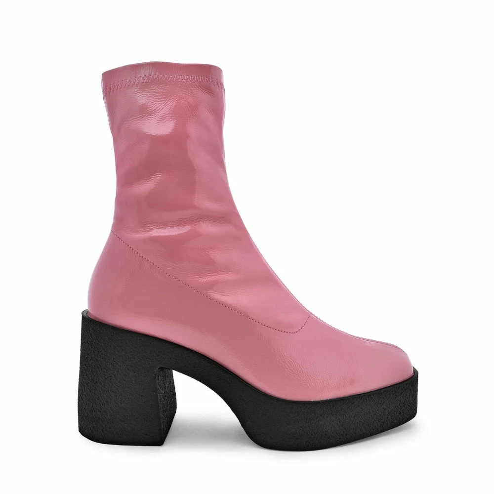 AKAADA NEW IN Umi Flamingo Pink Stretch Patent Chunky Ankle Boots 1 AKAADA NEW IN Umi Flamingo Pink Stretch Patent Chunky Ankle Boots