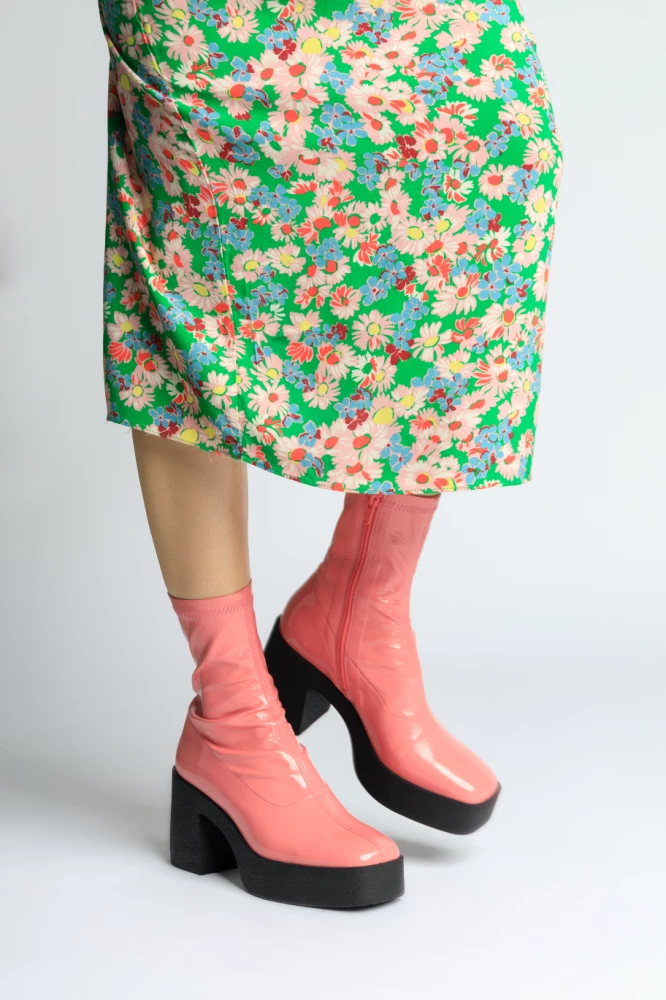 AKAADA NEW IN Umi Flamingo Pink Stretch Patent Chunky Ankle Boots 13 AKAADA NEW IN Umi Flamingo Pink Stretch Patent Chunky Ankle Boots