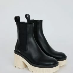 COPENHAGEN STUDIOS Vitello Black Butter Ankle Boots