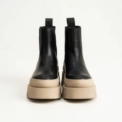 COPENHAGEN STUDIOS Vitello Black Nature Chelsea Boots NEW IN 9 COPENHAGEN STUDIOS Vitello Black Nature Chelsea Boots NEW IN