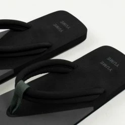 YUME YUME Xigy Asphalt Black Flip Flops