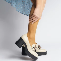 AKAADA Yo Off White Chunky Loafers NEW IN