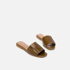 FLATTERED Yola Leather Croco Cognac Flat Sandals SHOES