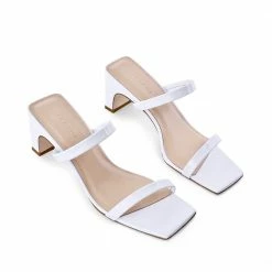 AKAADA Yuki White Patent Leather Sandals
